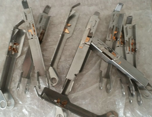 ซื้อ 40081833 UP CV 03 05 ASM JUKI Feeder ฝาครอบด้านบนสำหรับ CTFR 8x2 Feeder การผลิตออนไลน์