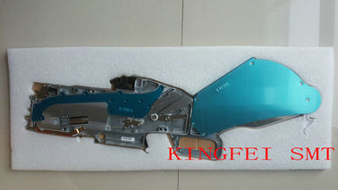 เครื่อง SMT JUKI Visker Feeder 16MM / 24MM เครื่องให้อาหารแบบมืออาชีพ