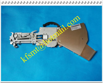 KW1-M1100-110 Yamaha CL8x4mm SMT Feeder สำหรับเครื่องเชื่อมผิวหน้า Yamaha