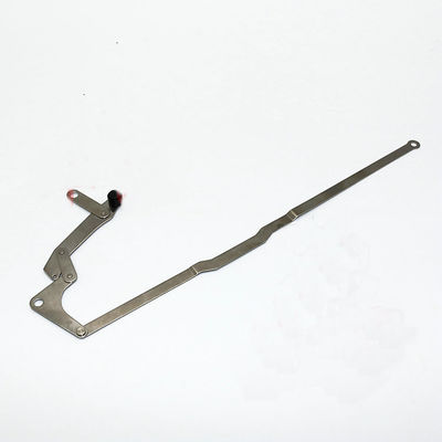 ซื้อ ชิ้นส่วนป้อนโลหะ SMT สลับระหว่าง SMN 8mm TOGGLE J90650180B สกรู J70650969B การผลิตออนไลน์