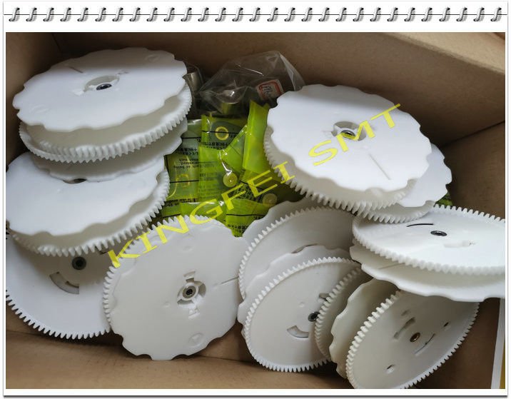 CP16mm SMT Feeder Parts J2500461 รอกม้วนแบบคงที่ J2500375 รอกม้วนแบบถอดได้